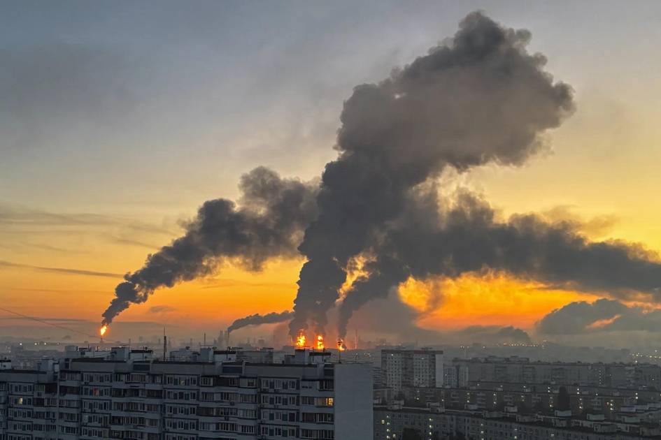 Москва сайлов куни Украина дронларининг оммавий ҳужумига учради